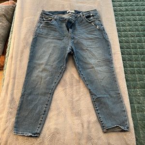 Abercrombie & Fitch Curve Love Super Skinny Ankle High Rise Jean 18 SHORT